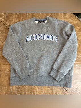 Vintage Abercrombie & Fitch Gray Crewneck with Blue embroidered Lettering